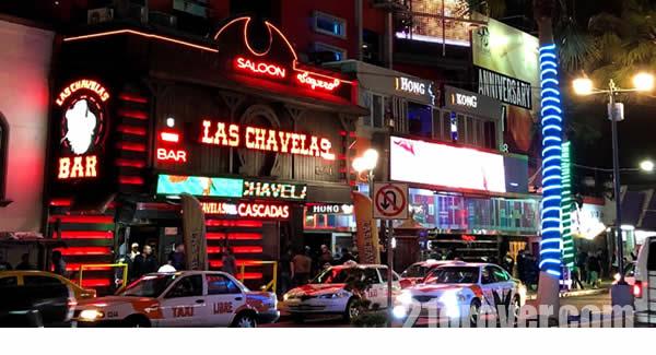 Las Chavelas Bar 21orover